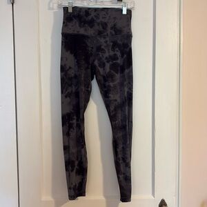 Lululemon Align 25 in pants size 6